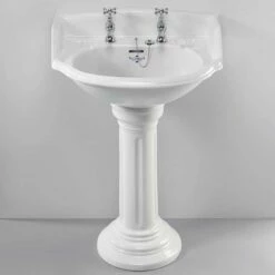 Belgravia 635mm Basin On Fluted Pedestal | Old Fashioned Bathrooms