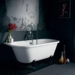 Burlington Avantgarde Back-to-wall 170cm Traditional Bath | Old Fashioned Bathrooms -Oldfashionedbathrooms Store burlington avantgarde 170cm back to wall bath luxury arc feet black