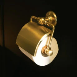 Thomas Crapper Elegant Toilet Roll Holder With Cover | Old Fashioned Bathrooms